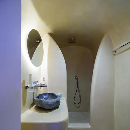 Abyssanto Suites&spa 3* Imerovigli (Santorini)