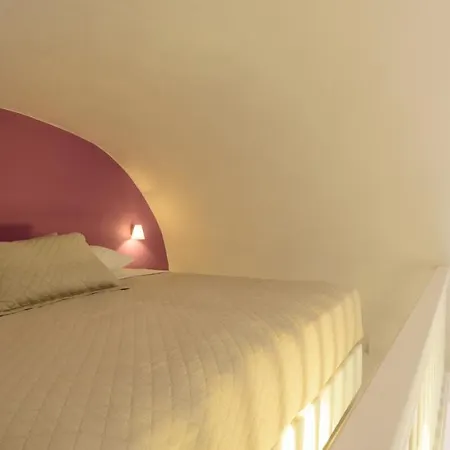 Abyssanto Suites&spa 3*